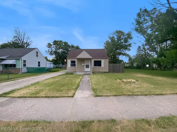 25270 Ford Street, Roseville, MI 48066