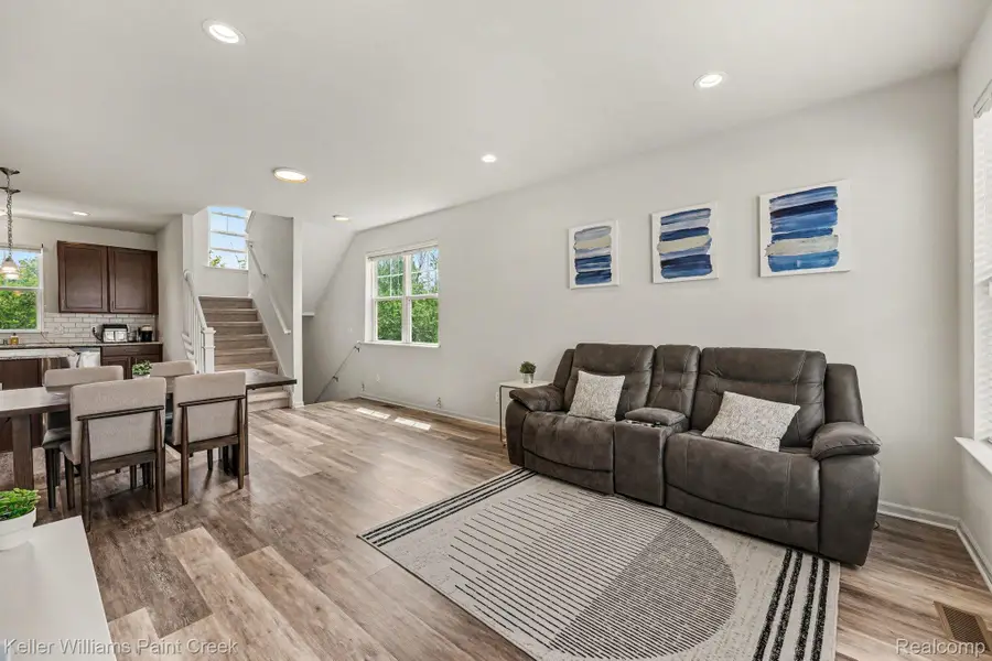 4923 Treeside Lane, Troy, MI 48098 - #3