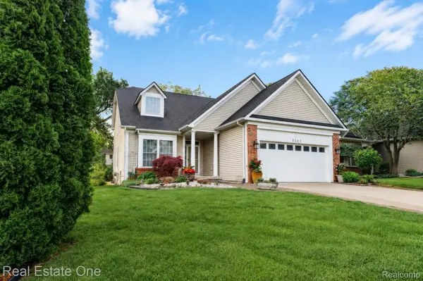 3622 Camden Court, AuburnHills, MI 48326