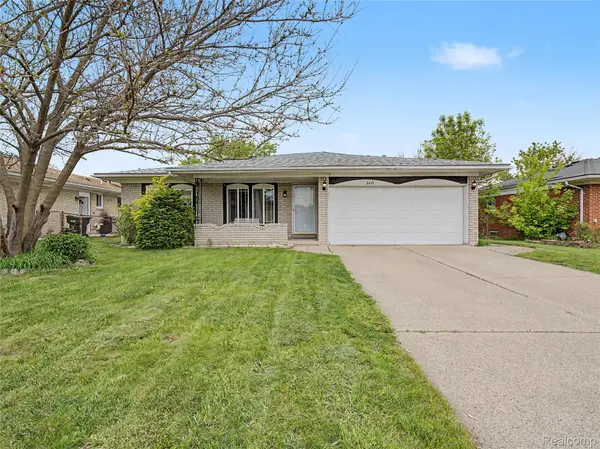2419 Fox Hill Drive, SterlingHeights, MI 48310
