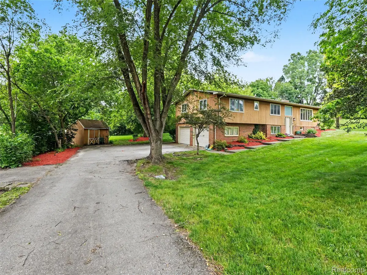 8614 Meadowland Court, Saline, MI 48176 - #1