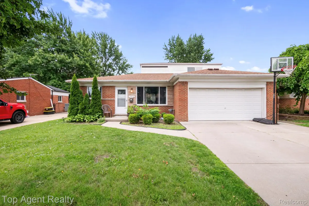 13712 La Chene Avenue, Warren, MI 48088 - #1