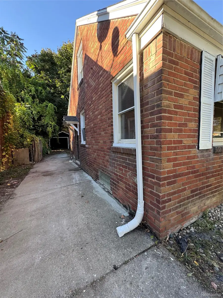 10487 Duprey Street, Detroit, MI 48224 - #3