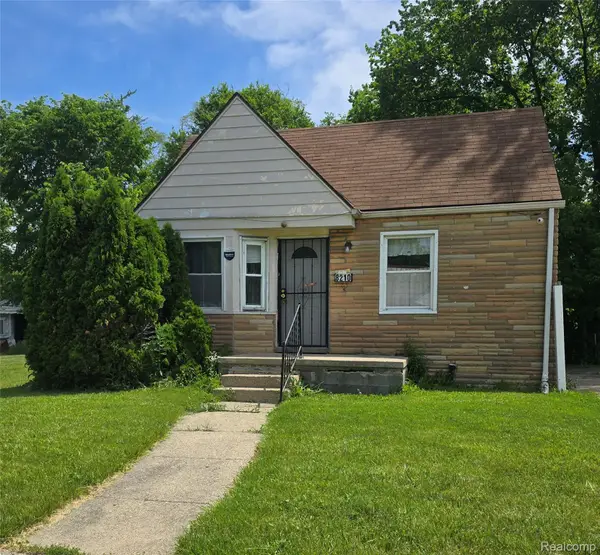 8210 Warwick Street, Detroit, MI 48228