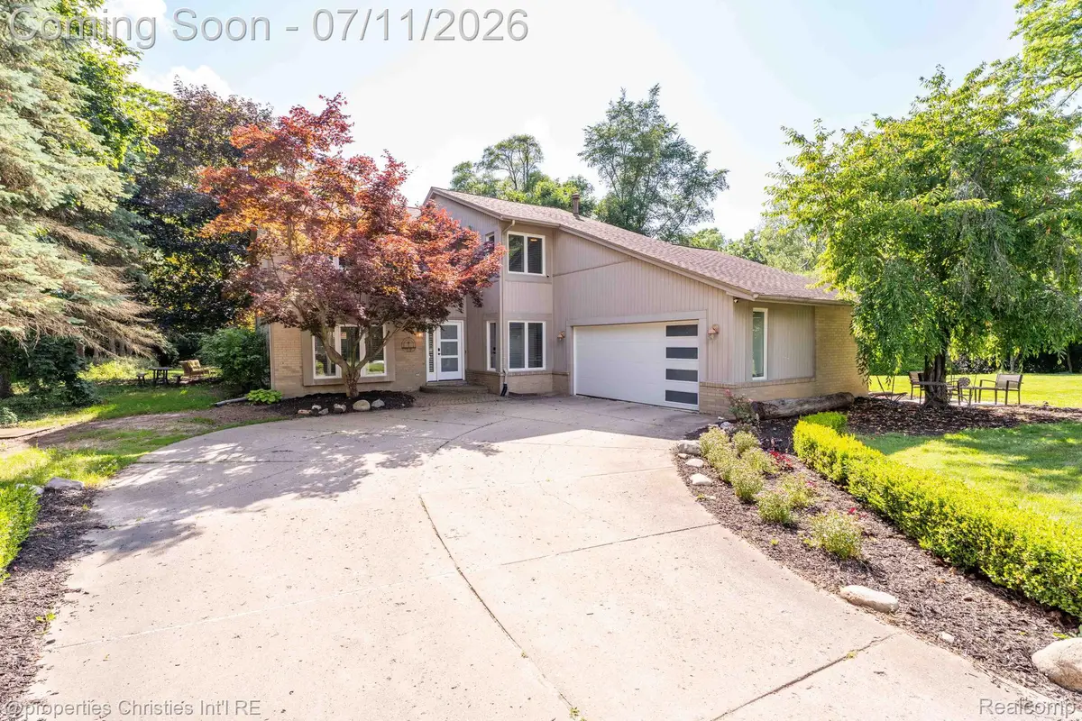 2766 Acorn Road, Bloomfield, MI 48302 - #1