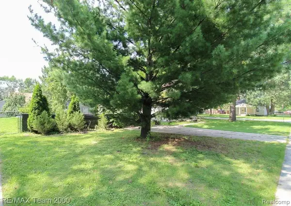 4612 Gertrude, DearbornHeights, MI 48125