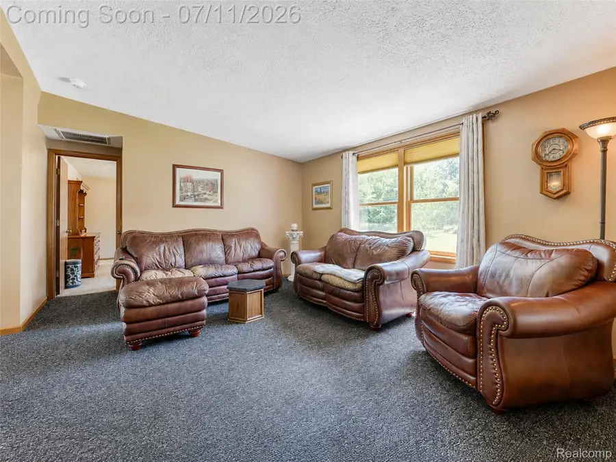 13129 Evelyn Court, Belleville, MI 48111 - #2