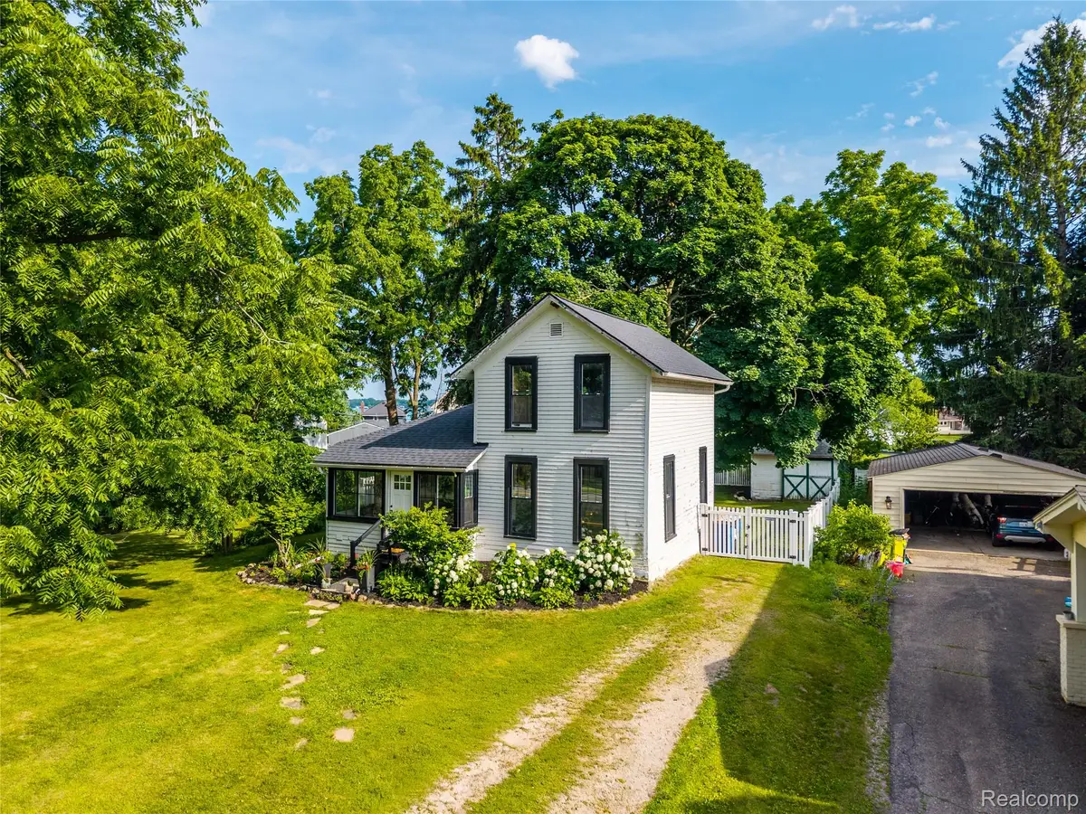 273 W Walled Lake Drive, Walled Lake, MI 48390 - #1