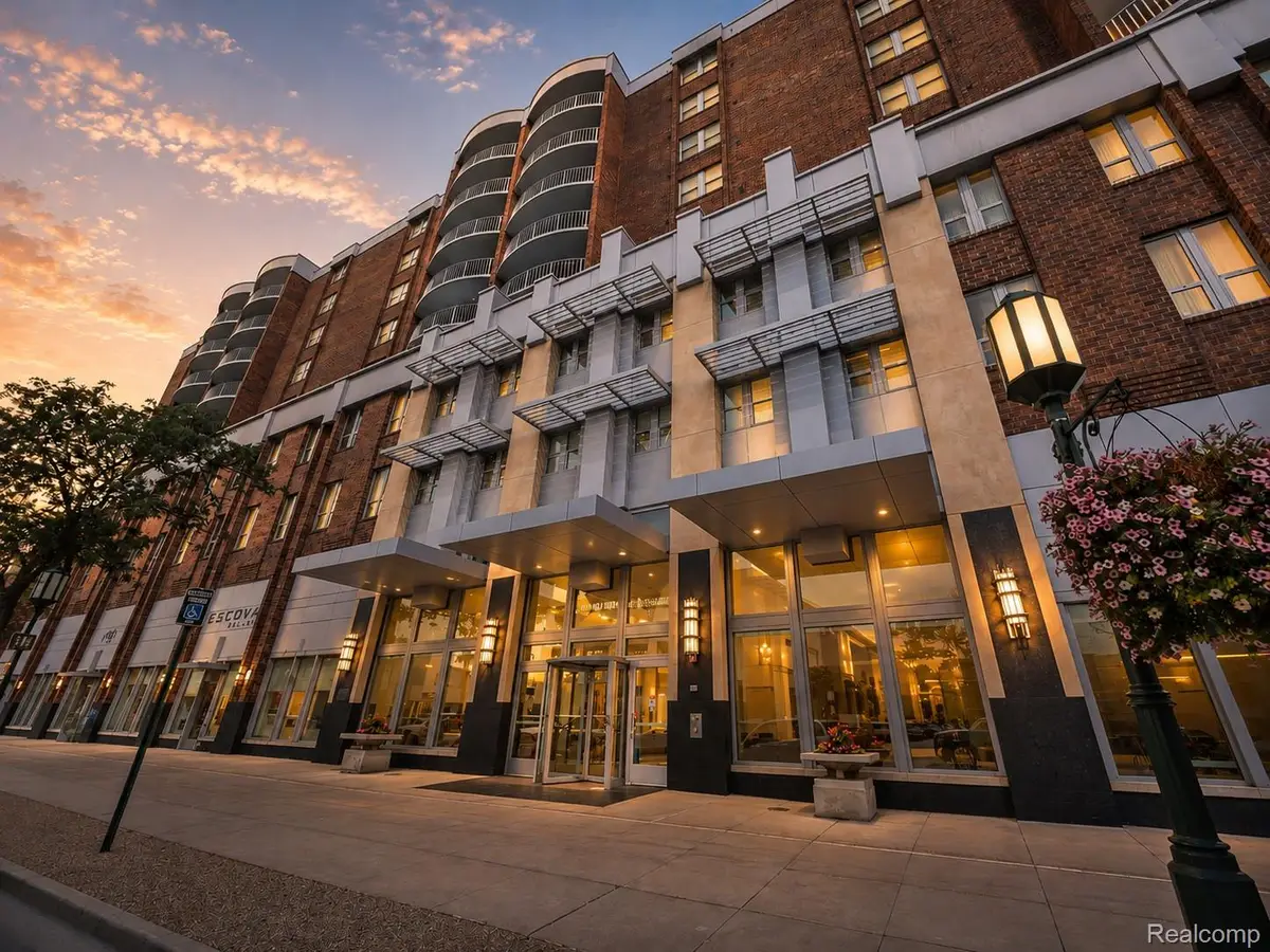 411 S Old Woodward Avenue #714, Birmingham, MI 48009 - #1