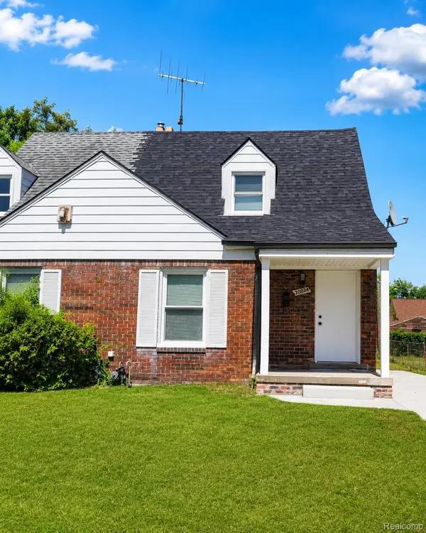 20024 Meyers Road, Detroit, MI 48235