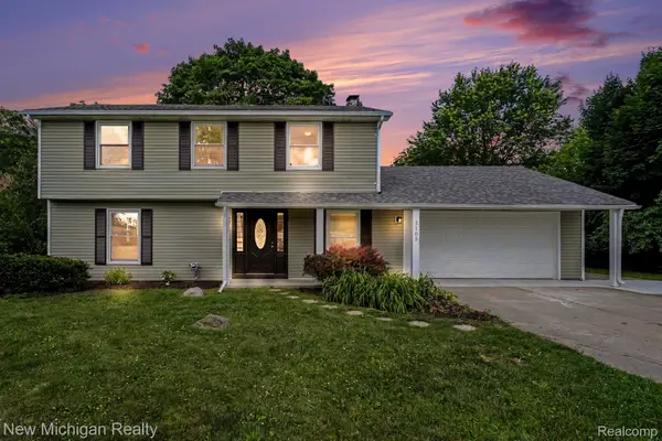 1105 Woodnoll Drive, Flint, MI 48507