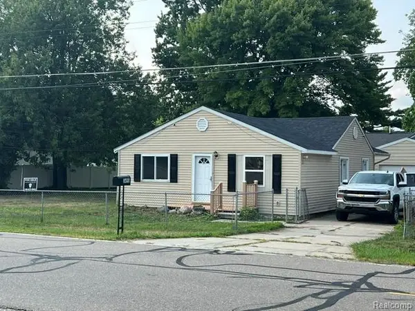 3490 Beveridge Road, Flint, MI 48532