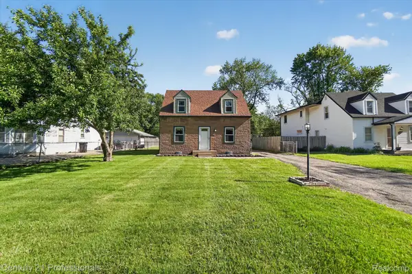 28524 7 Mile Road, Livonia, MI 48152