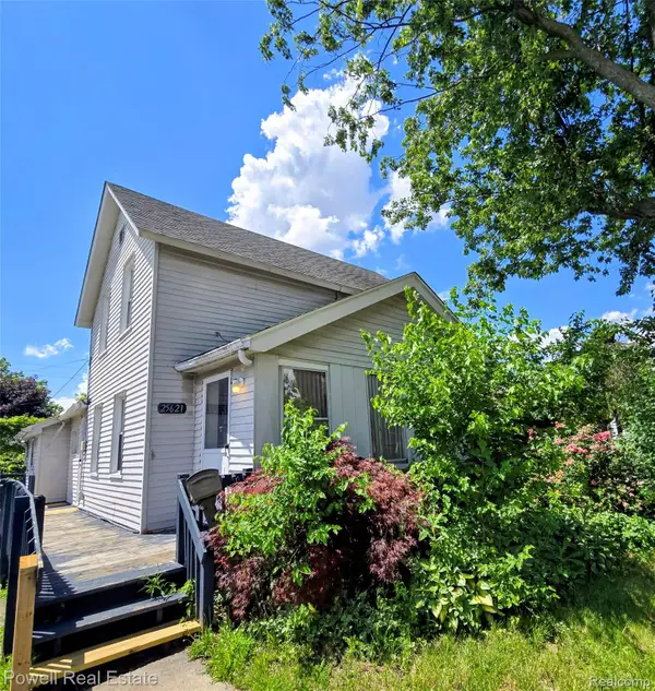 25621 Send Street, Roseville, MI 48066