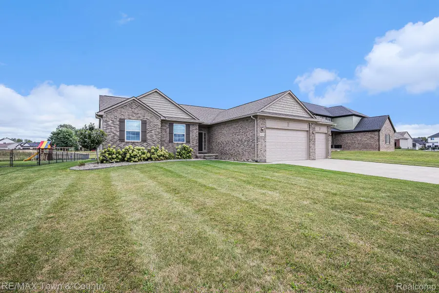 1535 Woodlake Lane, Mundy, MI 48439 - #2
