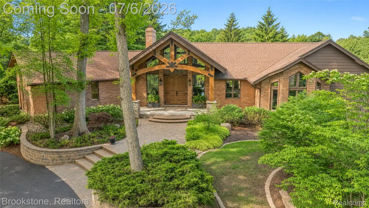 7215 Deer Lake Court, Clarkston, MI 48346 - #1