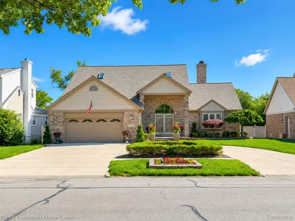 20791 Outer Drive, Dearborn, MI 48124