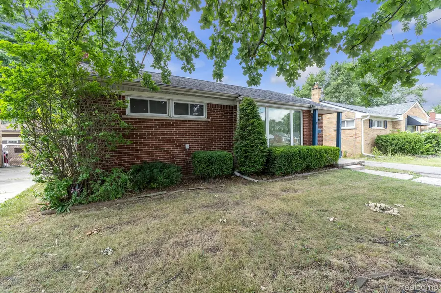 16625 Beech Daly Road, Redford, MI 48240 - #3