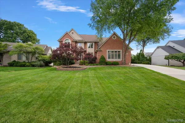 4417 Island View Drive, Waterford, MI 48328