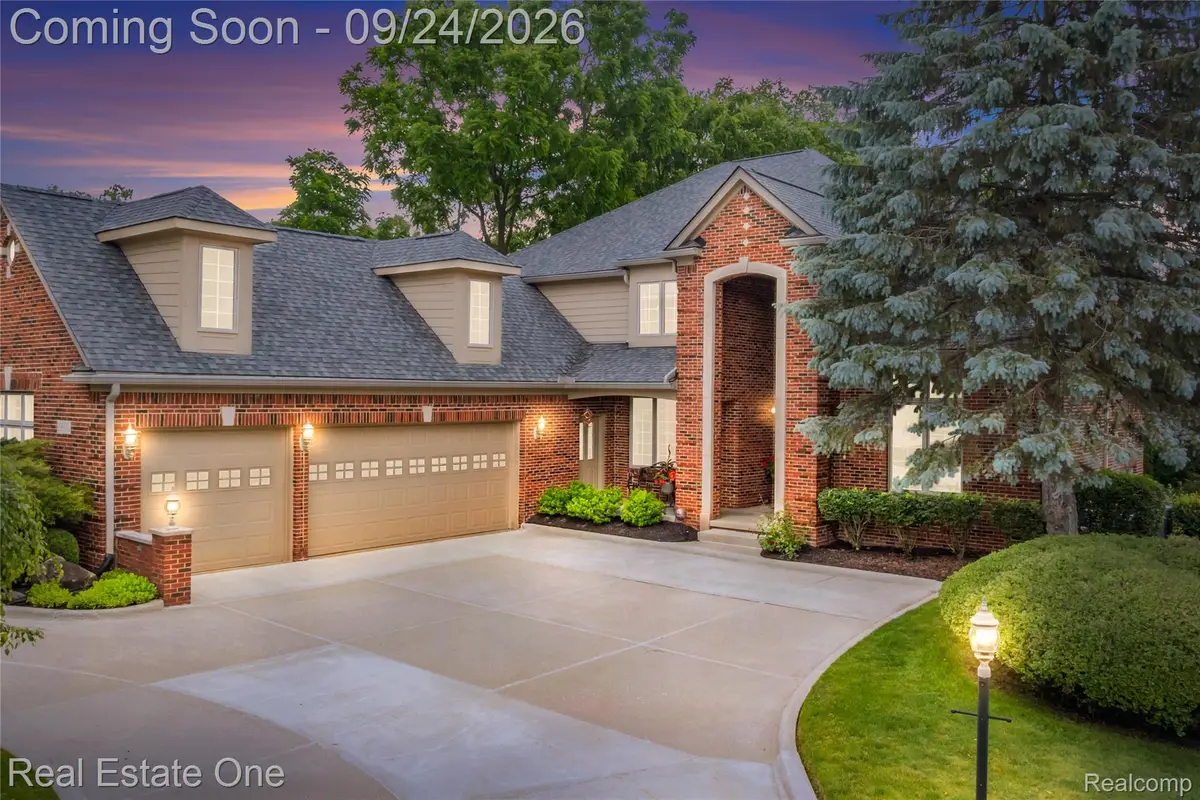 29370 Kennedy Court, Farmington Hills, MI 48331 - #1