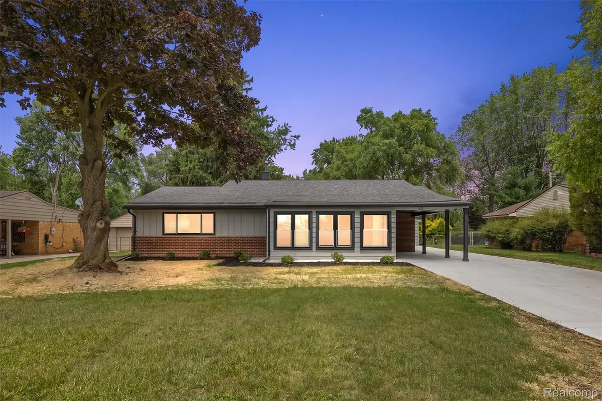 2486 Lafay Drive, West Bloomfield, MI 48324 - #1