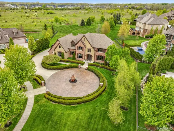 48892 Barola Court, Northville, MI 48167