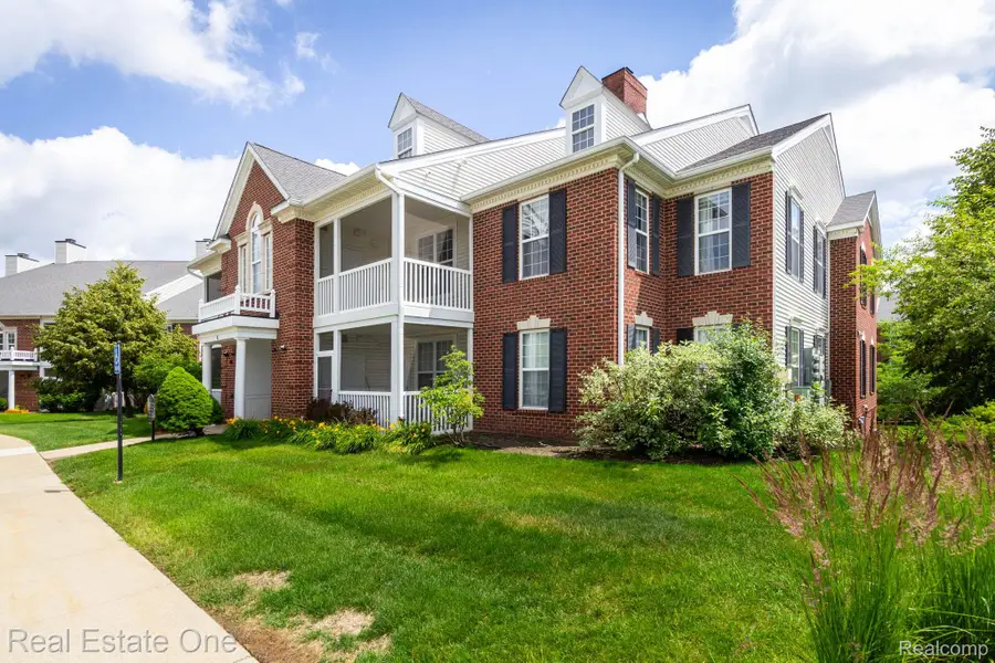 934 W Summerfield Glen Circle, Scio, MI 48103 - #2