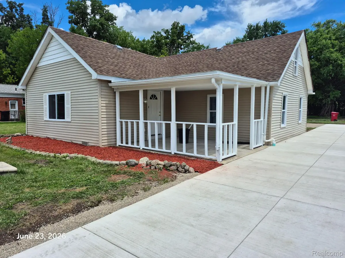 29240 Mcdonald Street, Roseville, MI 48066 - #1