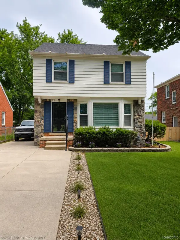 1168 N Vernier Road N, GrossePointe, MI 48236