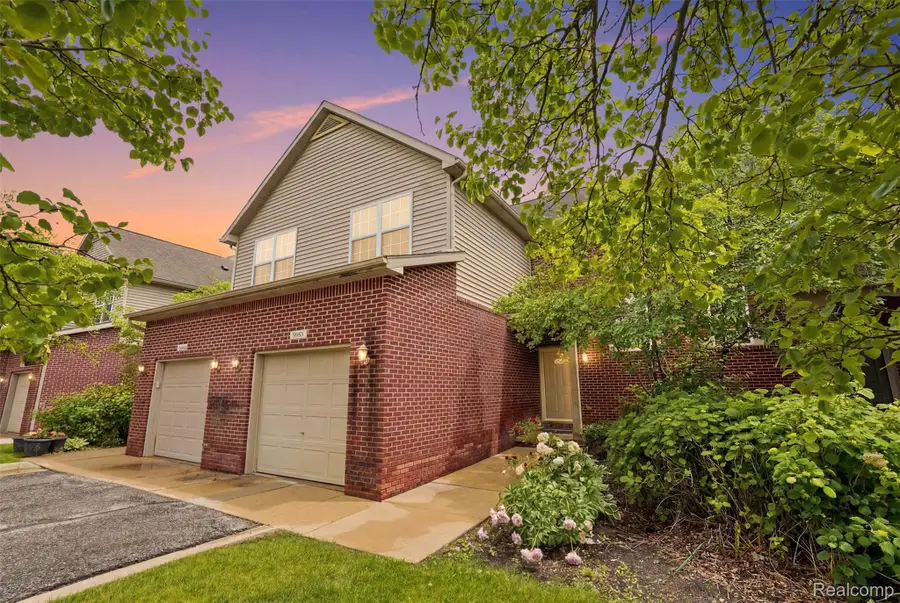 5953 High Point Court #29, Brighton, MI 48116 - #2