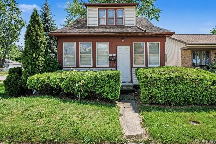 21716 Lakeview Street, Saint Clair Shores, MI 48080 - #2