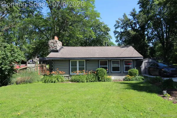 11144 Beryl Drive, WhiteLake, MI 48386