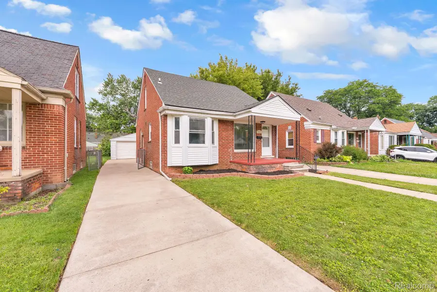 10015 Marion, Redford, MI 48239 - #3