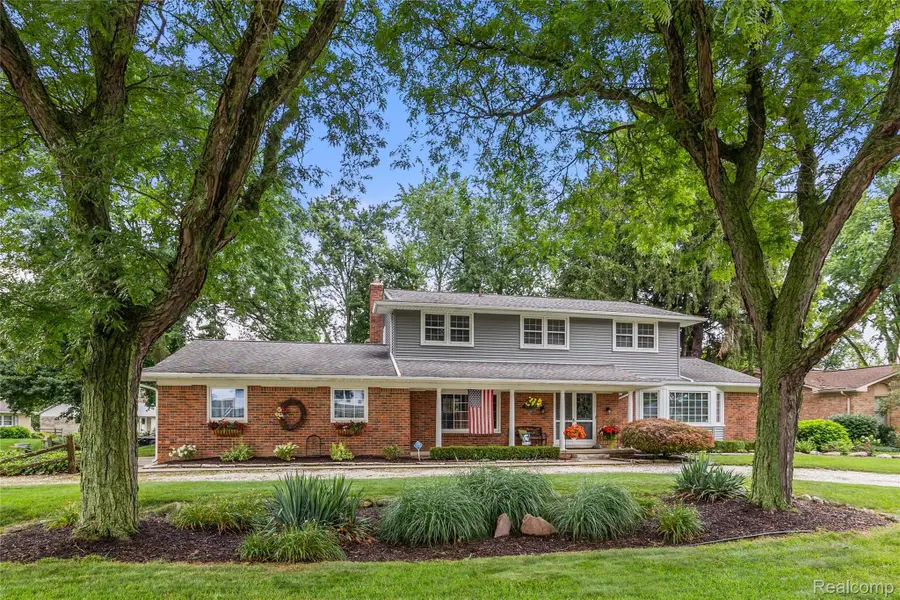 5321 S Nocturne Lane, Shelby, MI 48316 - #2