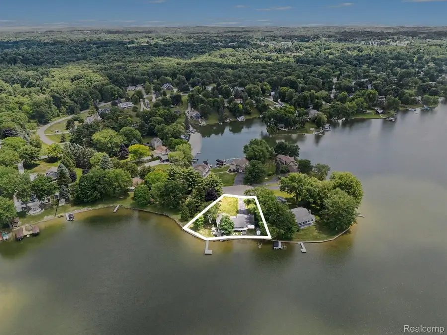 3257 Sandy Shore Drive, Metamora, MI 48455 - #3