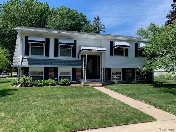 9187 Sheldon, Plymouth, MI 48170