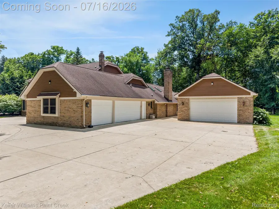 5408 Coral Ridge Drive, Grand Blanc, MI 48439 - #3
