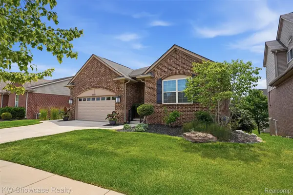 2265 Brigantine, CommerceTwp, MI 48382