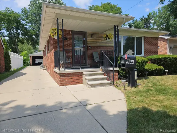 3964 Grindley Park Street, DearbornHeights, MI 48125