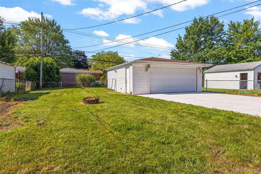 30853 Steinhauer Street, Westland, MI 48186 - #3