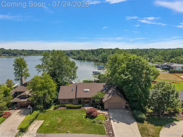 2445 Island View Drive, WestBloomfield, MI 48324