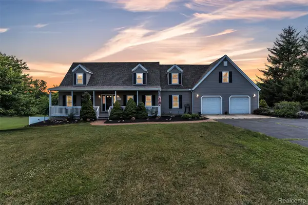 10146 Marshall Road, SouthLyon, MI 48178