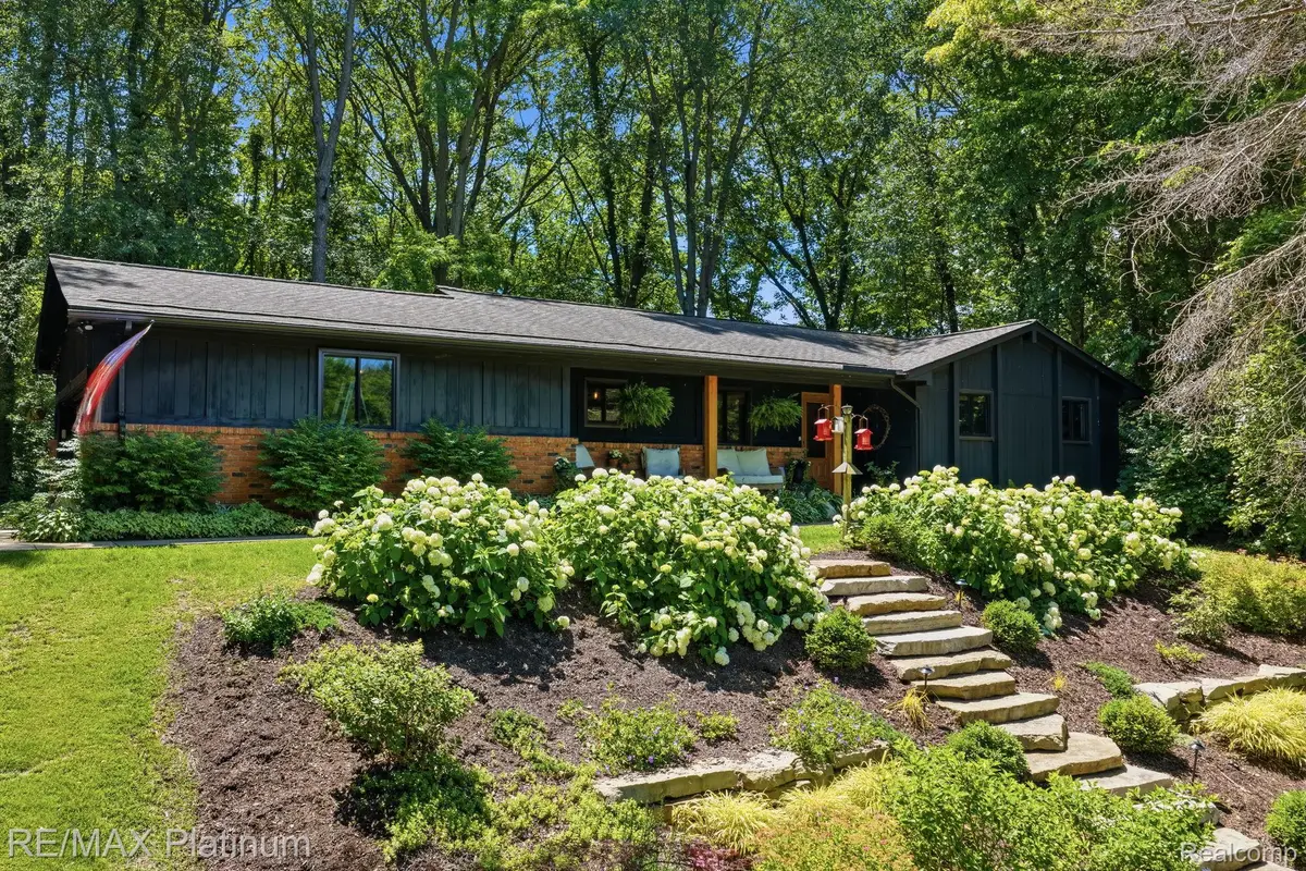 1245 Tracilee Drive, Howell, MI 48843 - #1