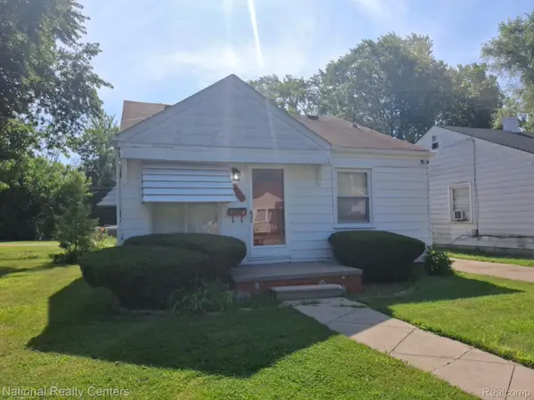 8310 Braile, Detroit, MI 48228