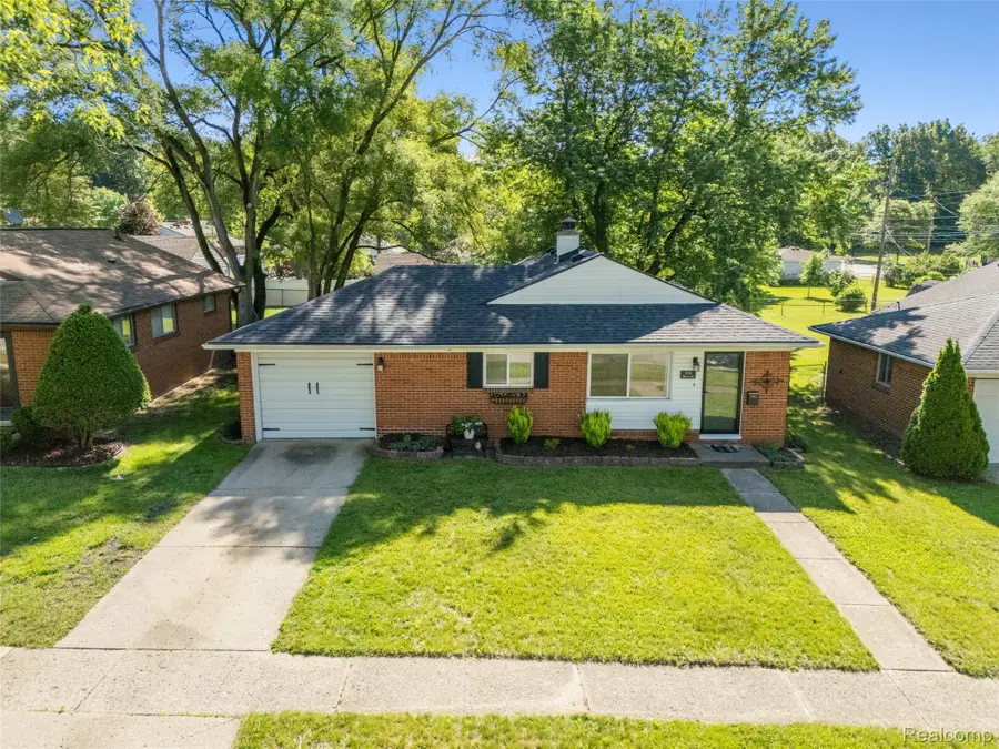 154 Noble Street, Milford, MI 48381 - #3