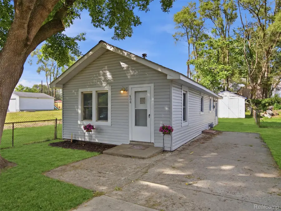 808 Corwin Court, Pontiac, MI 48340 - #3