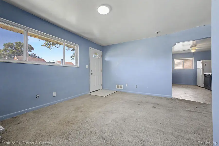 1504 Mclain Avenue, Lincoln Park, MI 48146 - #3