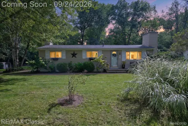 505 E Baker Road, Highland, MI 48357