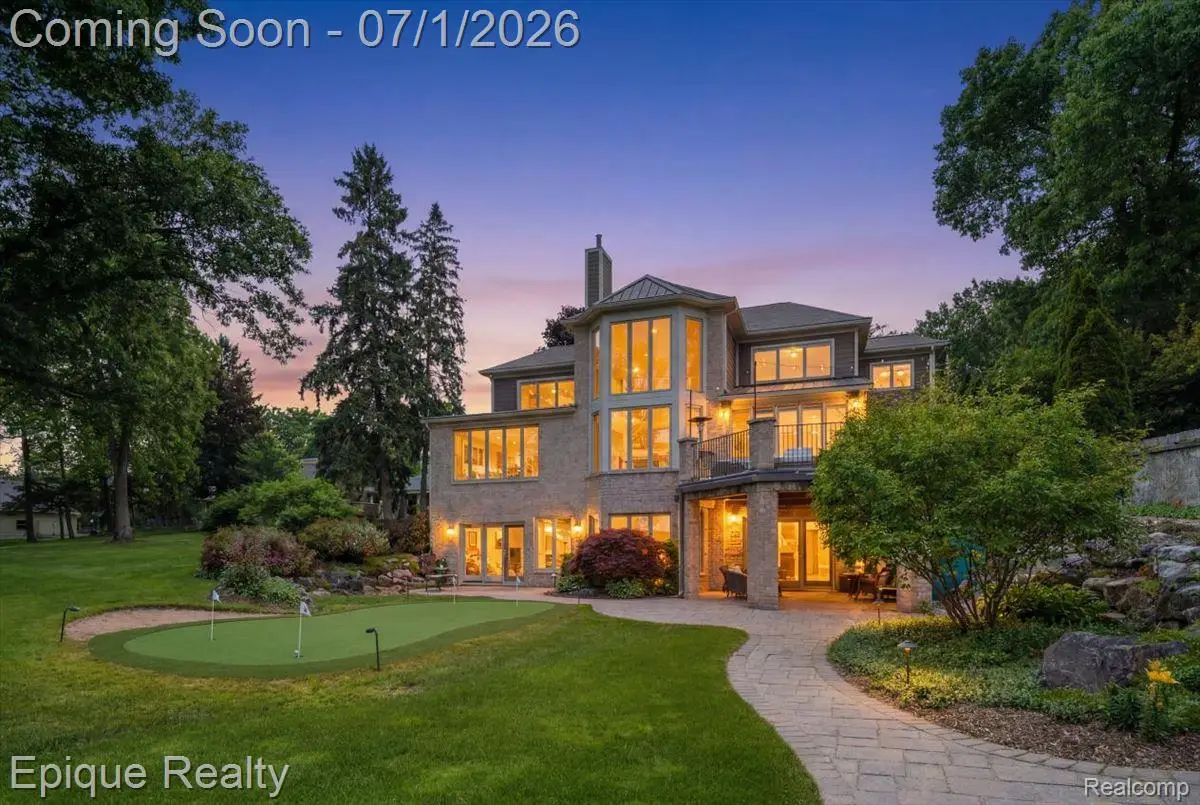 4312 Sashabaw Road, Waterford, MI 48329 - #1