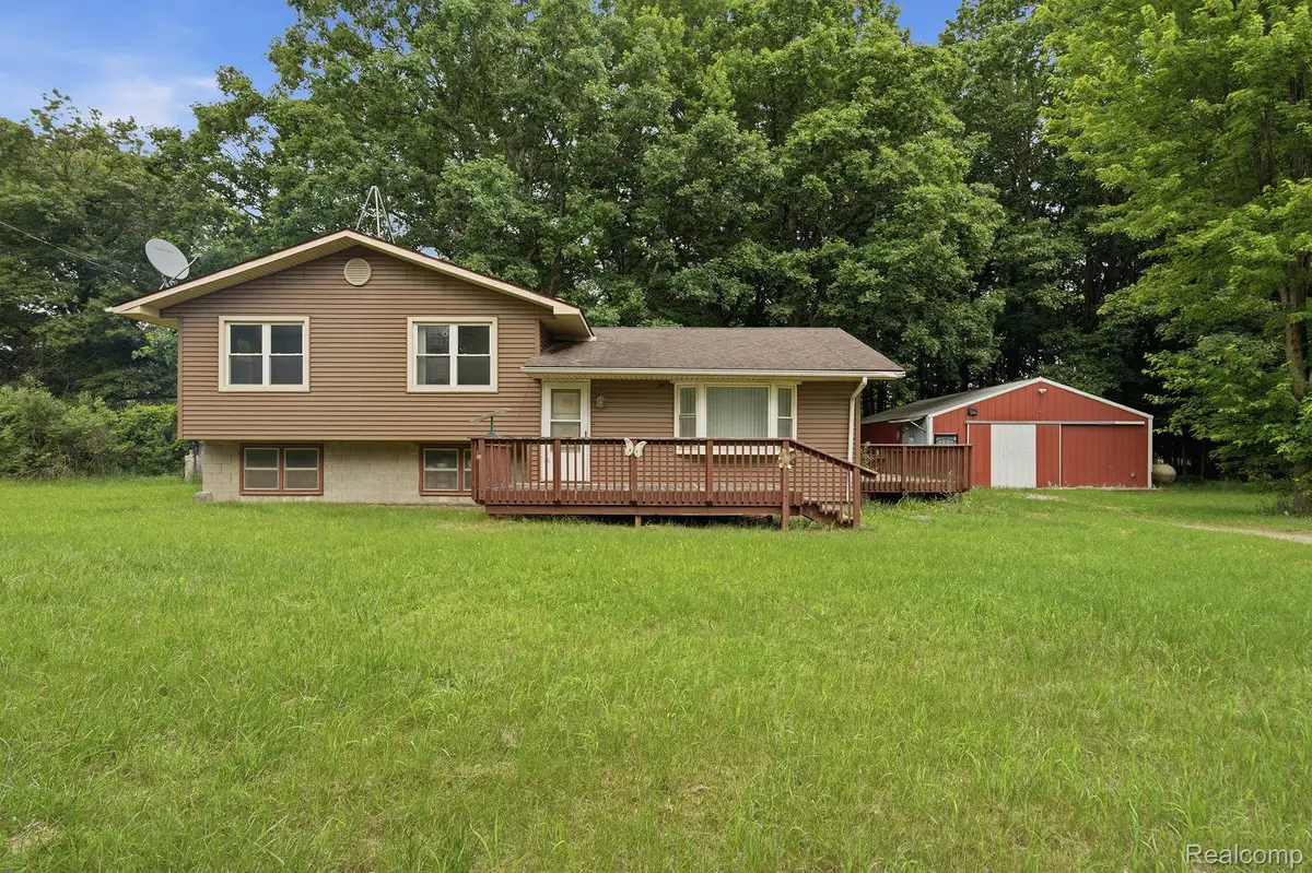 4762 Lonsberry Road, Columbiaville, MI 48421 - #1